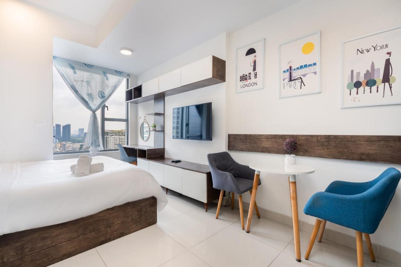 Harry'Home-River Gate- Swimming Pool- Free Pickup 5 Night Or More Ho Chi Minh-staden Exteriör bild